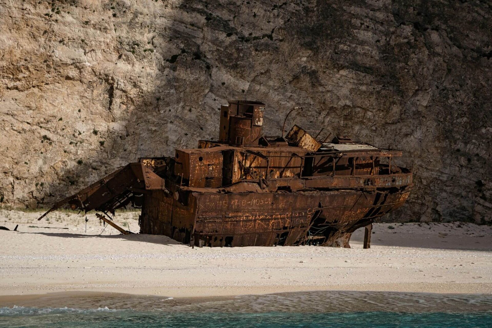 shipwreck beach zakynthos